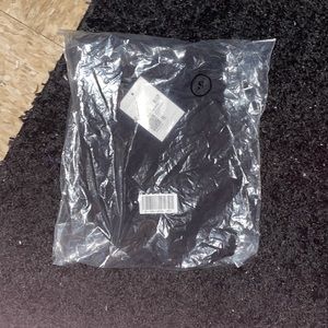 Forever 21 Black crop top size small.